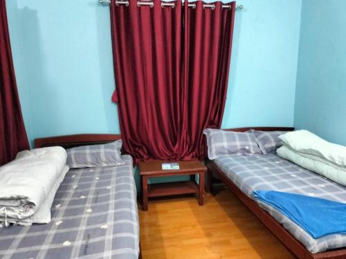 Into the mountain - last minute hotel in Pokhara