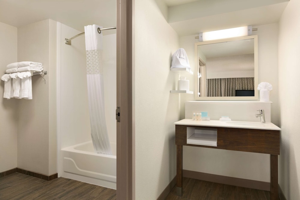 Hampton Inn & Suites Hershey - photo 29