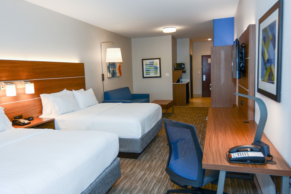 Holiday Inn Express & Suites New Boston by IHG - photo 3