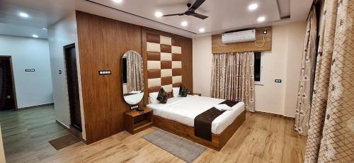 New Sun International & Banquet Hall in Jamshedpur, India