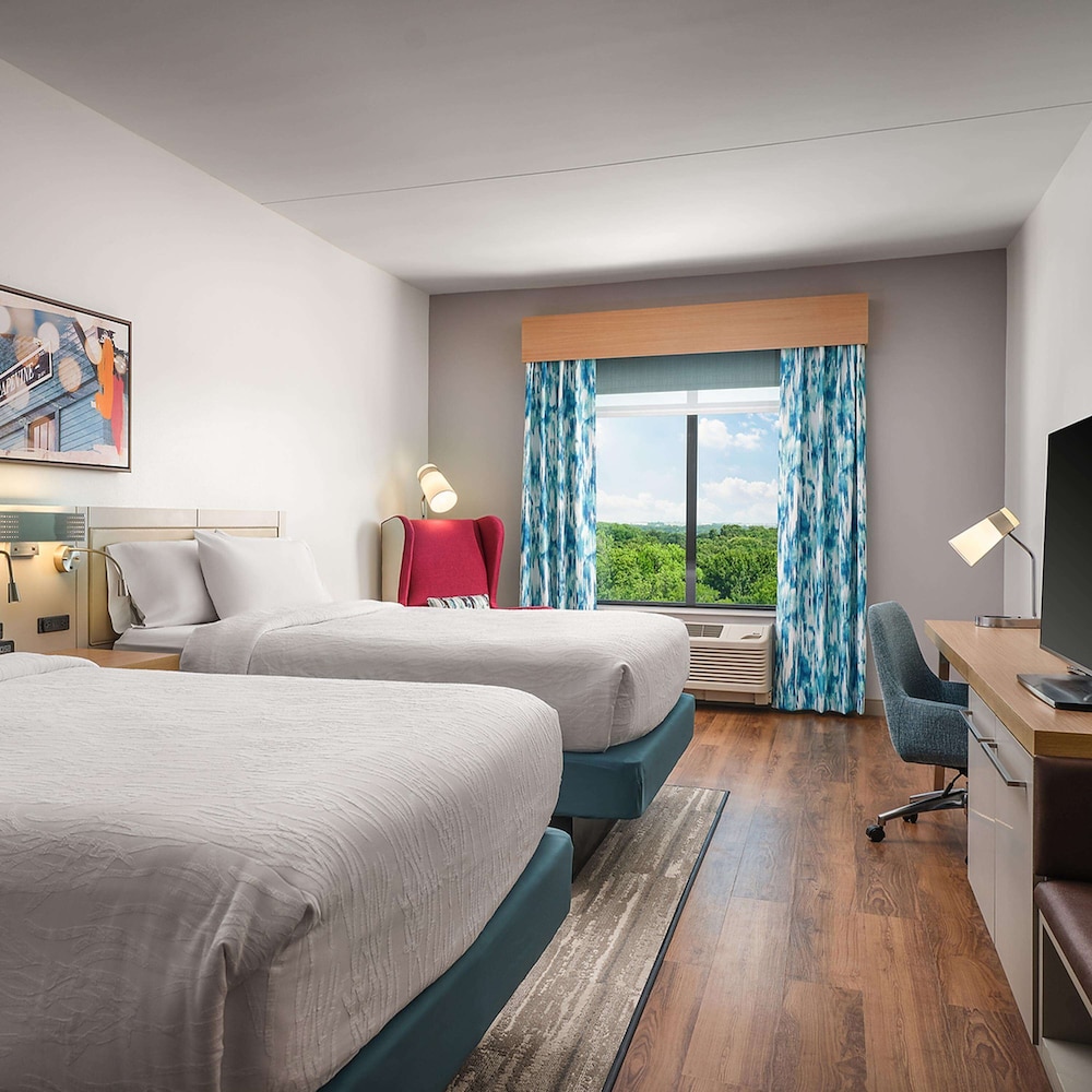 Hilton Garden Inn Grapevine at Silverlake Crossing - photo 19