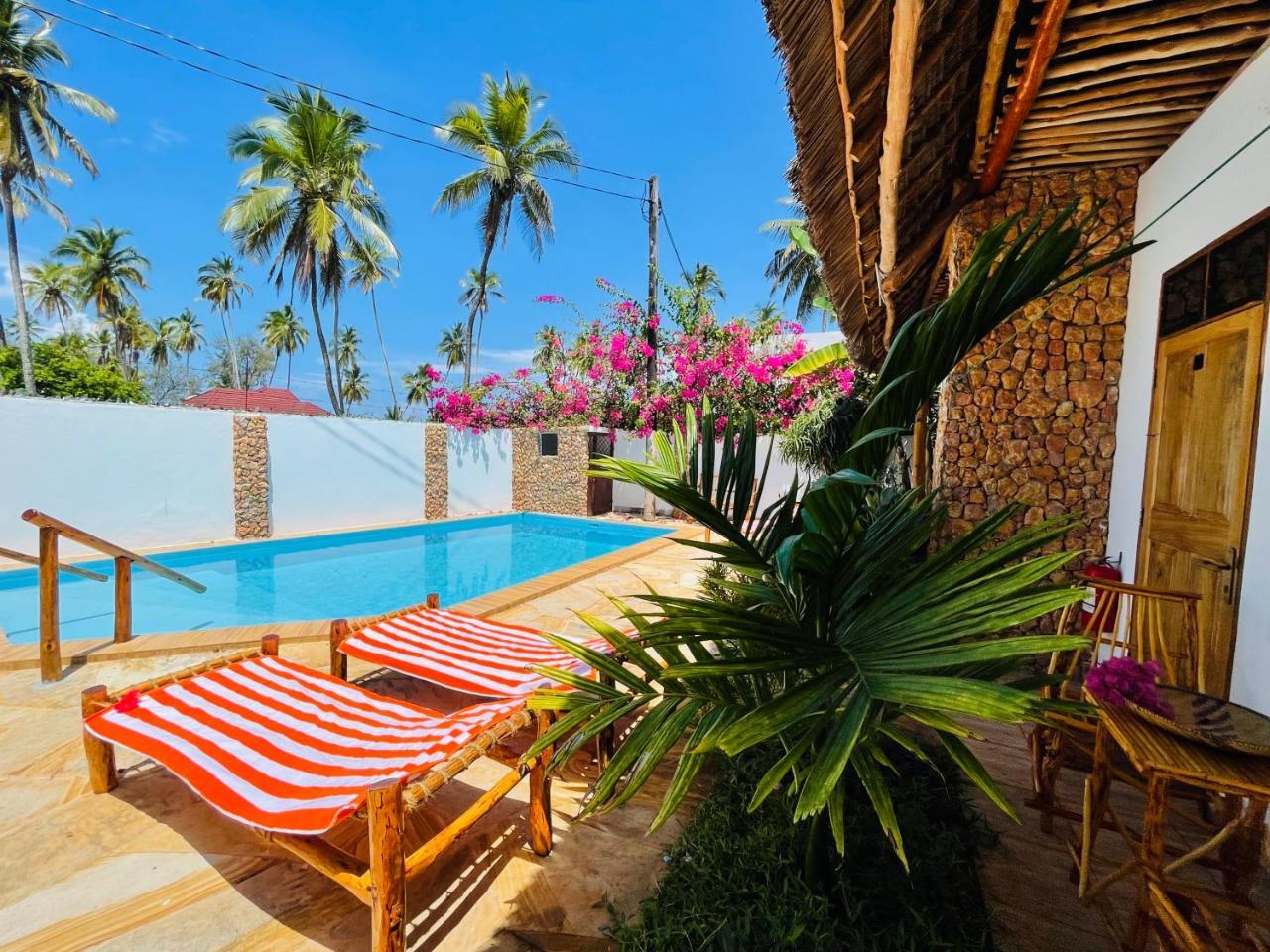 Lulu Bungalows in Kiwengwa, Tanzania