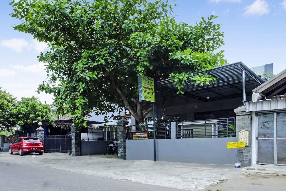 OYO 90863 Omah Kost Syariah — hotel in Tulungagung