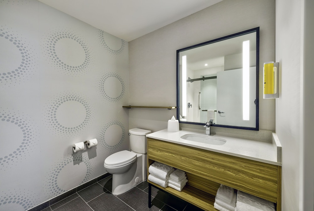 Home2 Suites by Hilton Minneapolis Downtown MN - photo 16