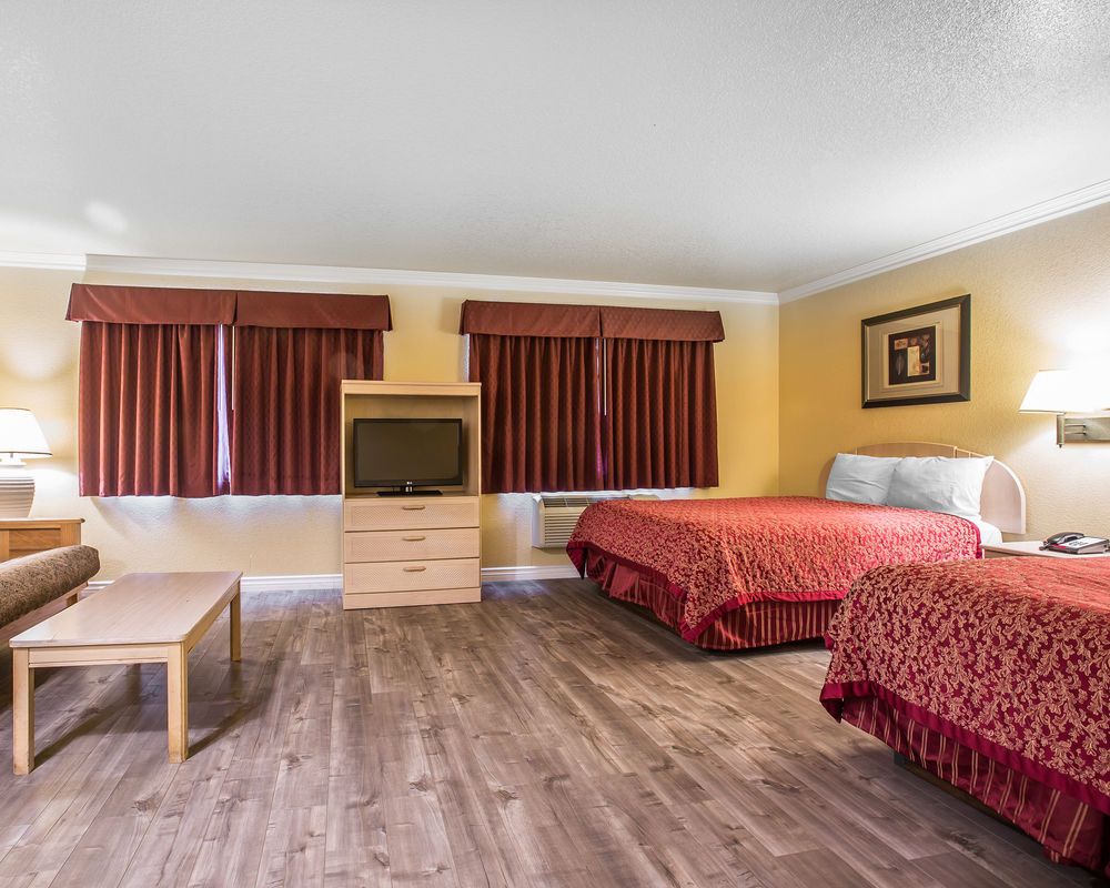 Hotel Fontana CA - photo 28