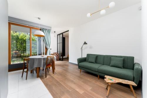 Jesionowa Homely Apartment with Garden by BookingHost — 4-Star Luxury Hotel in Krakow, Poland