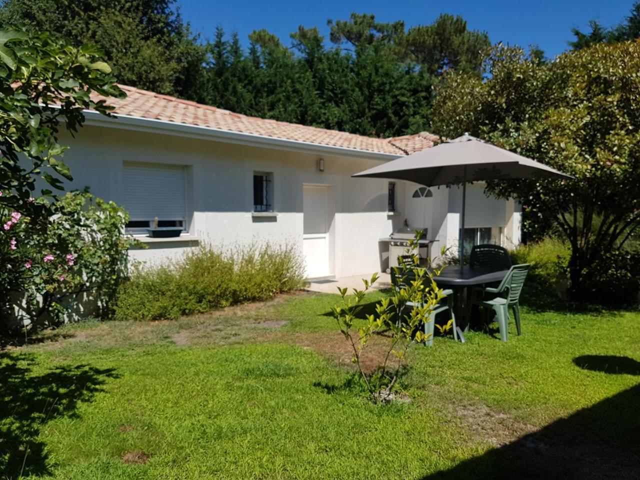 Maison Bassin D'arcachon — 4-Star Luxury Hotel in Biganos, France