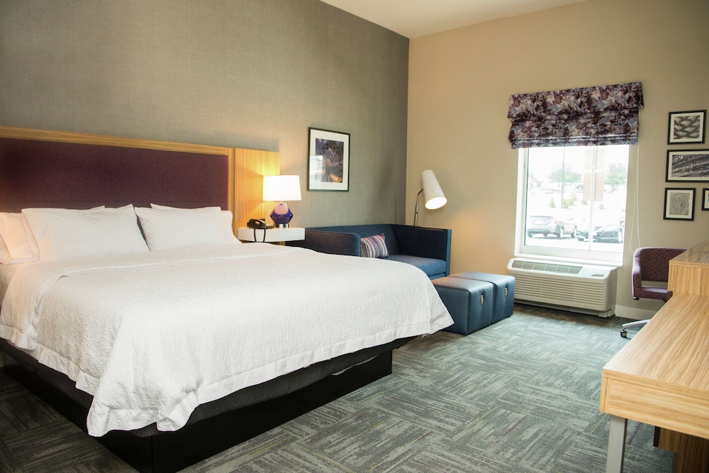 Hampton Inn & Suites by Hilton Warrington Horsham - photo 25
