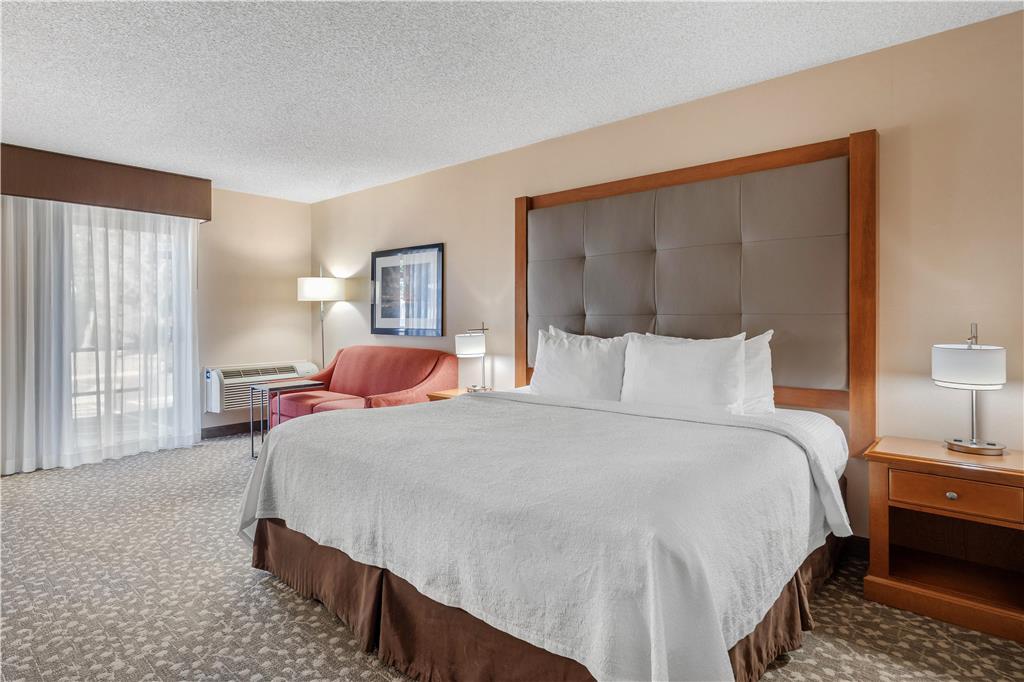 Best Western Plus Oak Harbor Hotel & Conference Center - photo 11