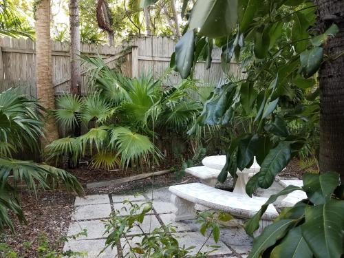 Alexander Palms Court - photo 87