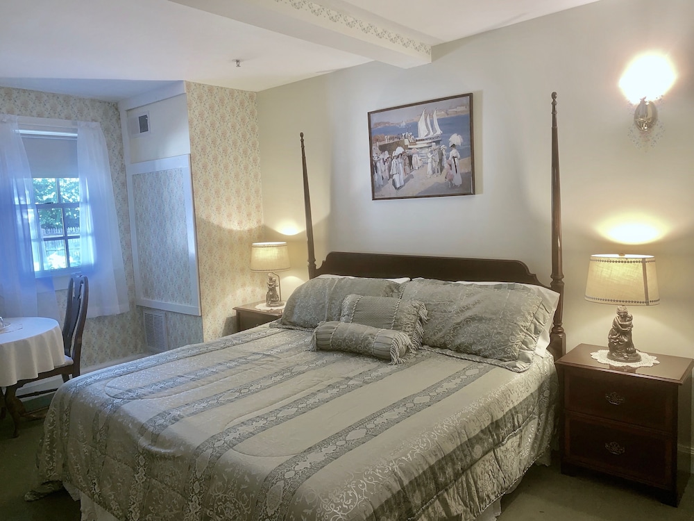 Old Orchard Beach Inn - photo 13