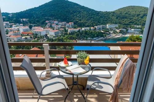 Mihaela & Brigita BayView Studio Apartments — 4-Star Luxury Hotel in Dubrovnik, Croatia