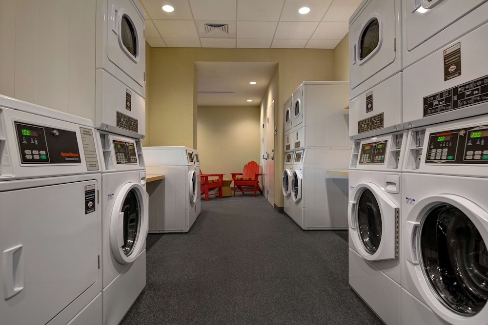 Home2 Suites by Hilton Orlando at Flamingo Crossings - photo 29