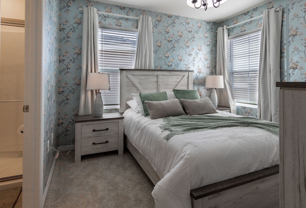 7660oml solterra Resort 5 Bedroom Home by RedAwning - photo 6