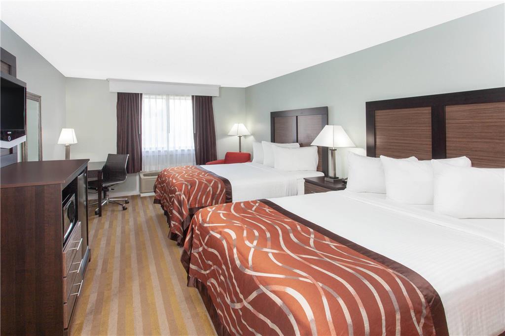 Baymont by Wyndham Grand Haven - photo 12