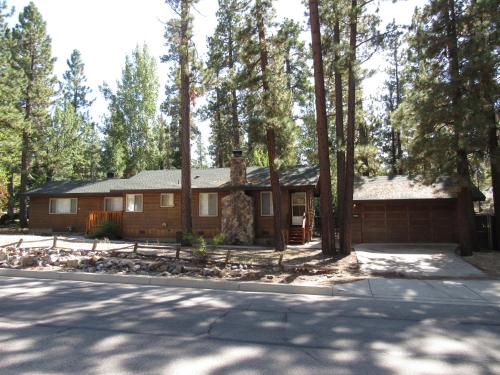 Monticello - last minute hotel in Big Bear Lake