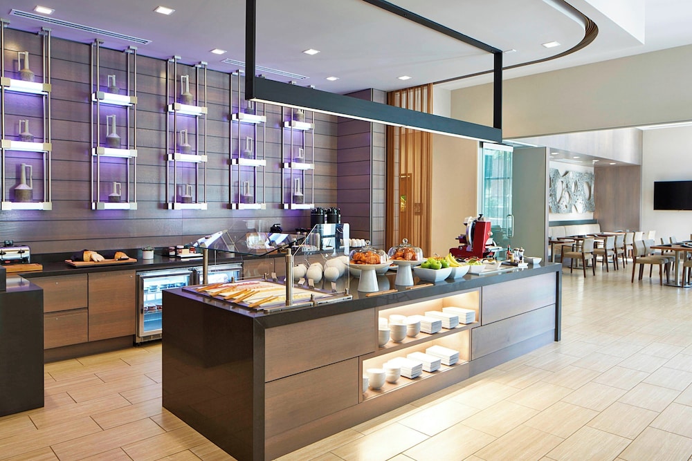 AC Hotel by Marriott Seattle Bellevue Downtown - photo 35