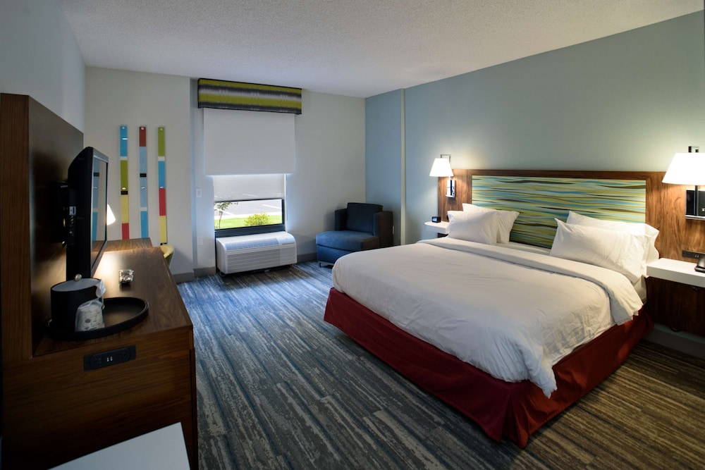 Hampton Inn Atlanta Fayetteville - photo 10