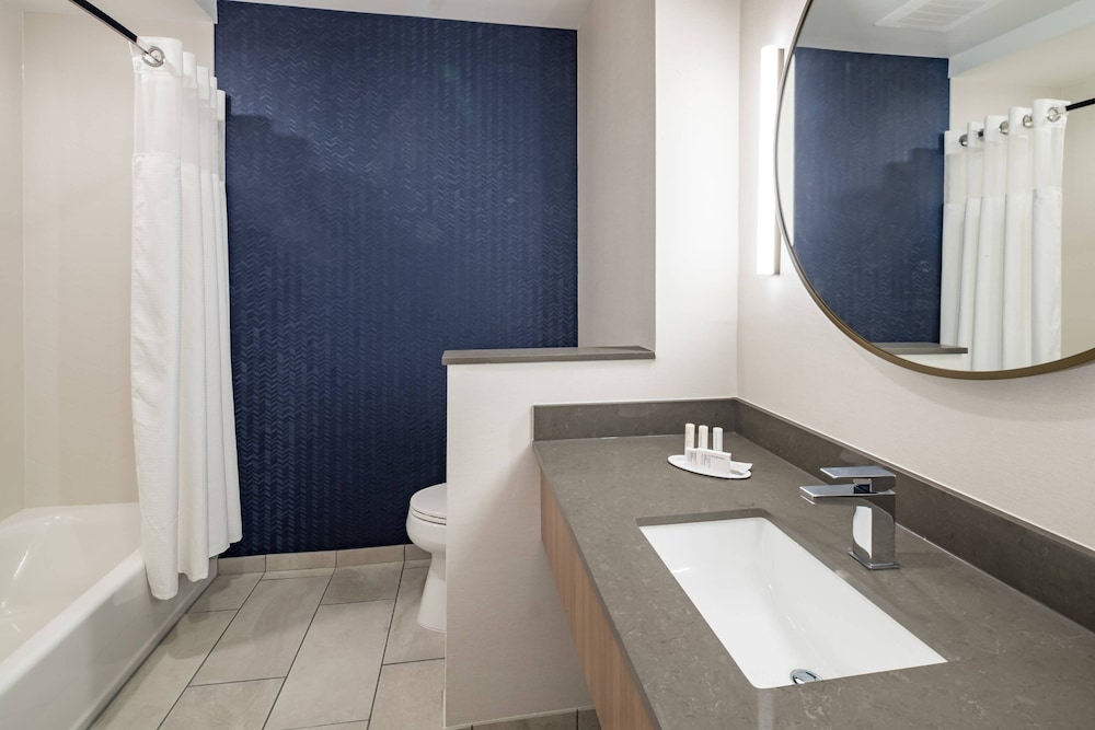 Fairfield by Marriott Inn & Suites Savannah I 95 North - photo 19