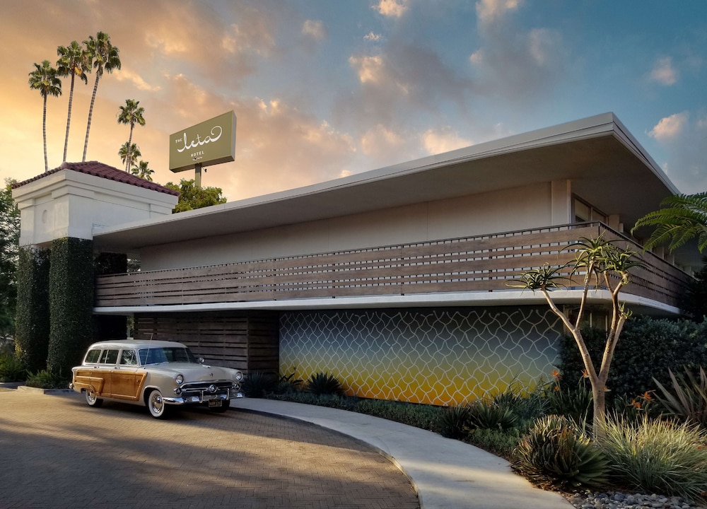 The Leta Santa Barbara Goleta Tapestry Collection by Hilton - photo 95