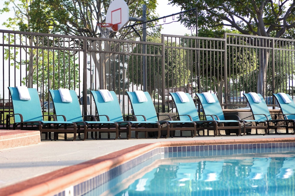 Residence Inn by Marriott Costa Mesa Newport Beach - photo 16