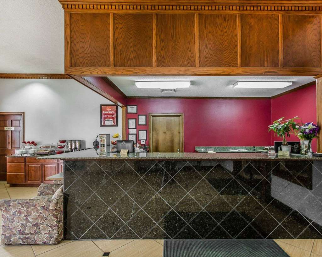 Econo Lodge Inn & Suites Enterprise - photo 8