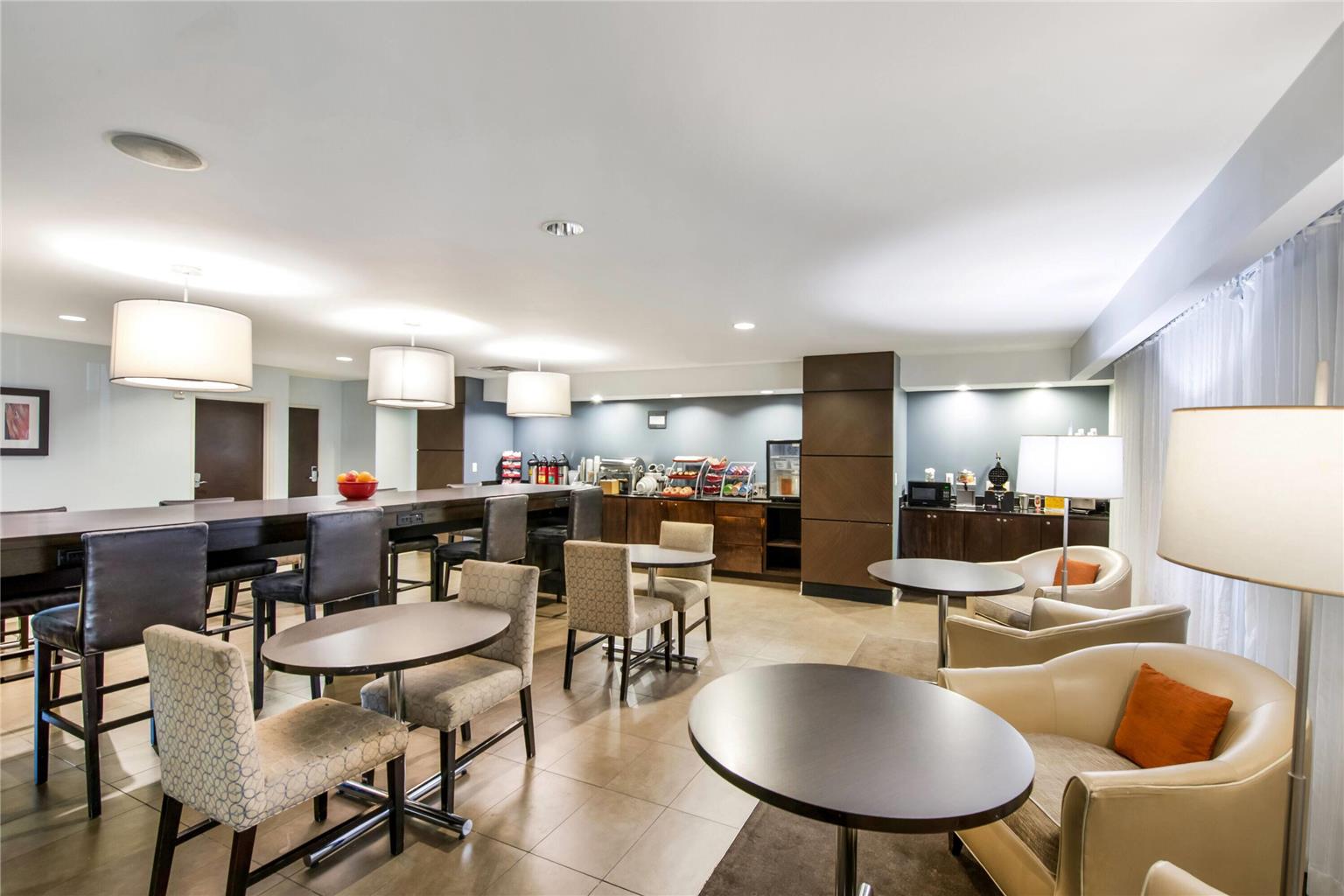 Wingate by Wyndham Slidell New Orleans East Area - photo 9