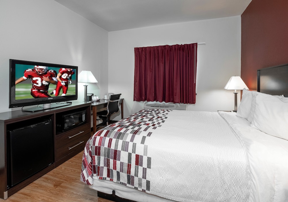 Red Roof Inn Hartselle - photo 12