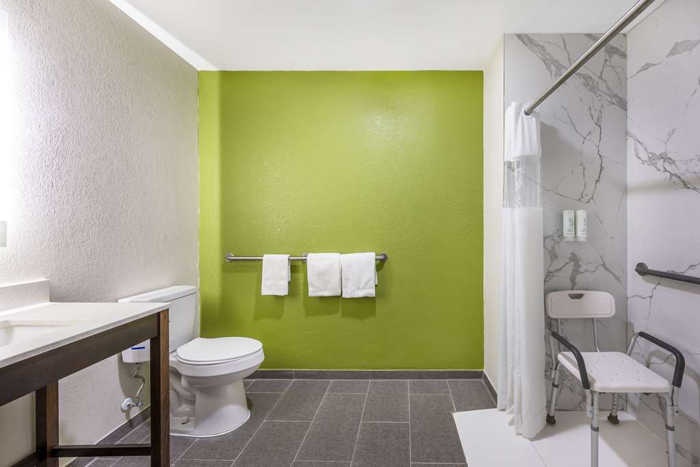 Sleep Inn & Suites Salina I 135 - photo 18