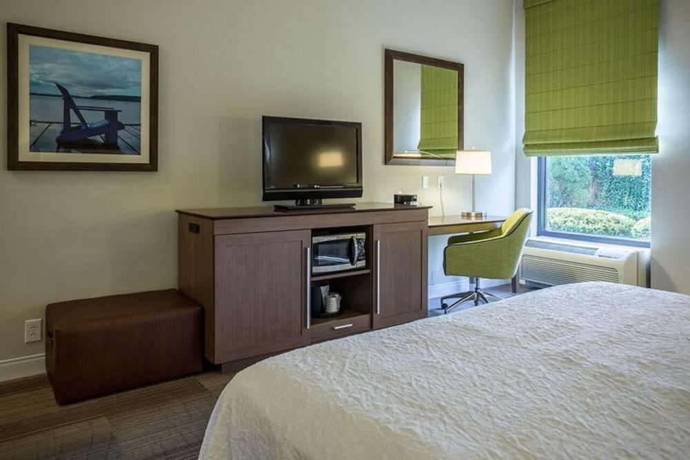 Hampton Inn Somerset - photo 36
