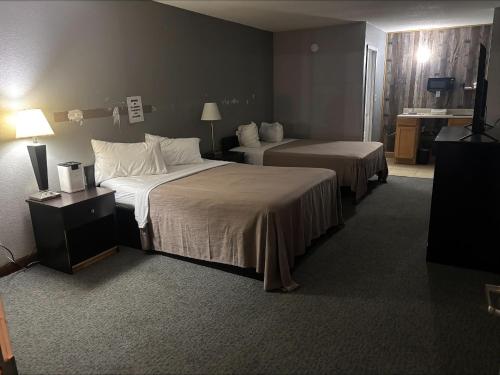 Americas Best Value Inn Brinkley - photo 6