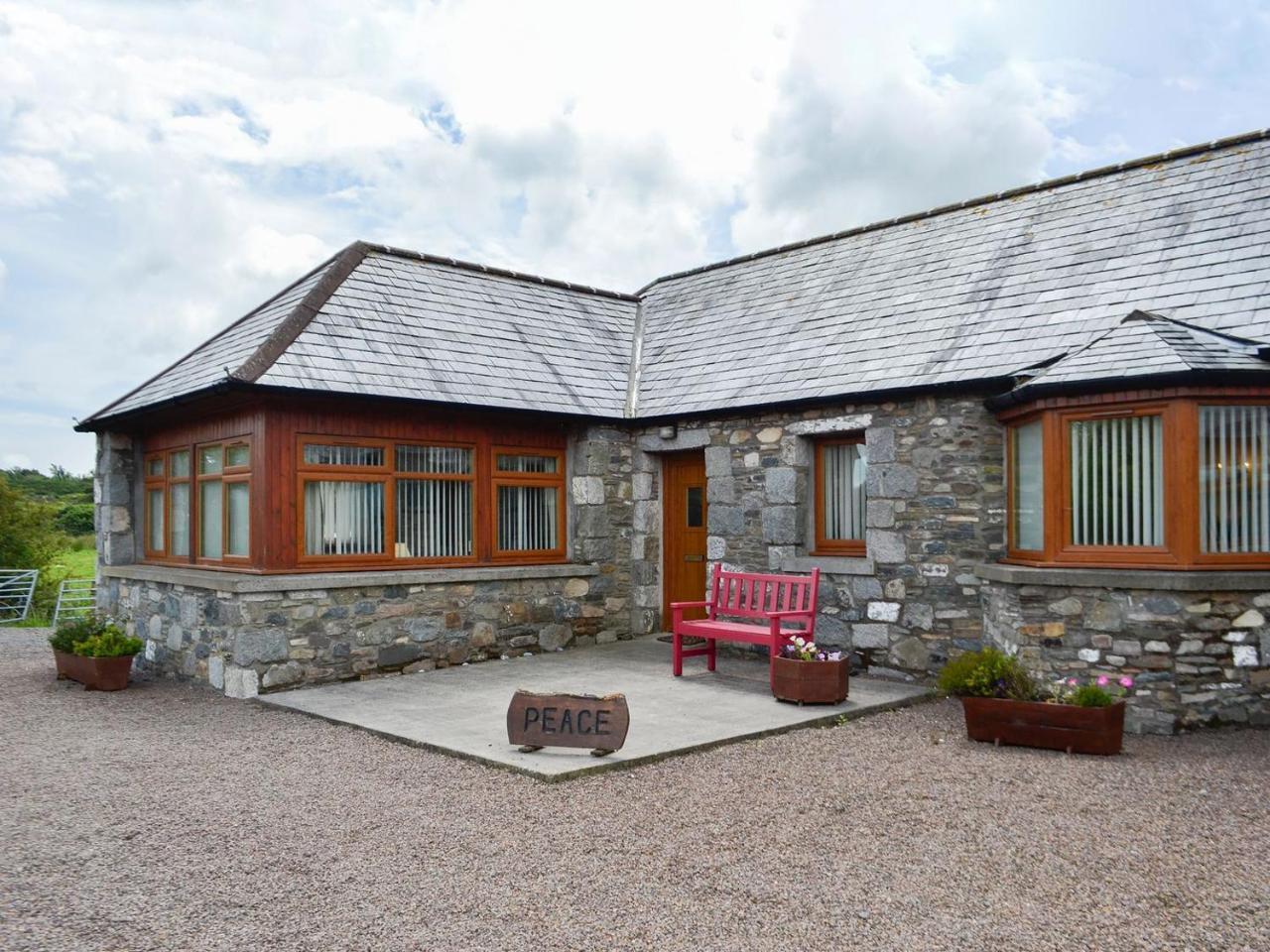 Peace - last minute hotel in Newton Stewart