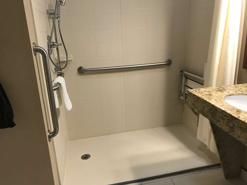 Best Western Plus Crawfordsville Hotel - photo 26