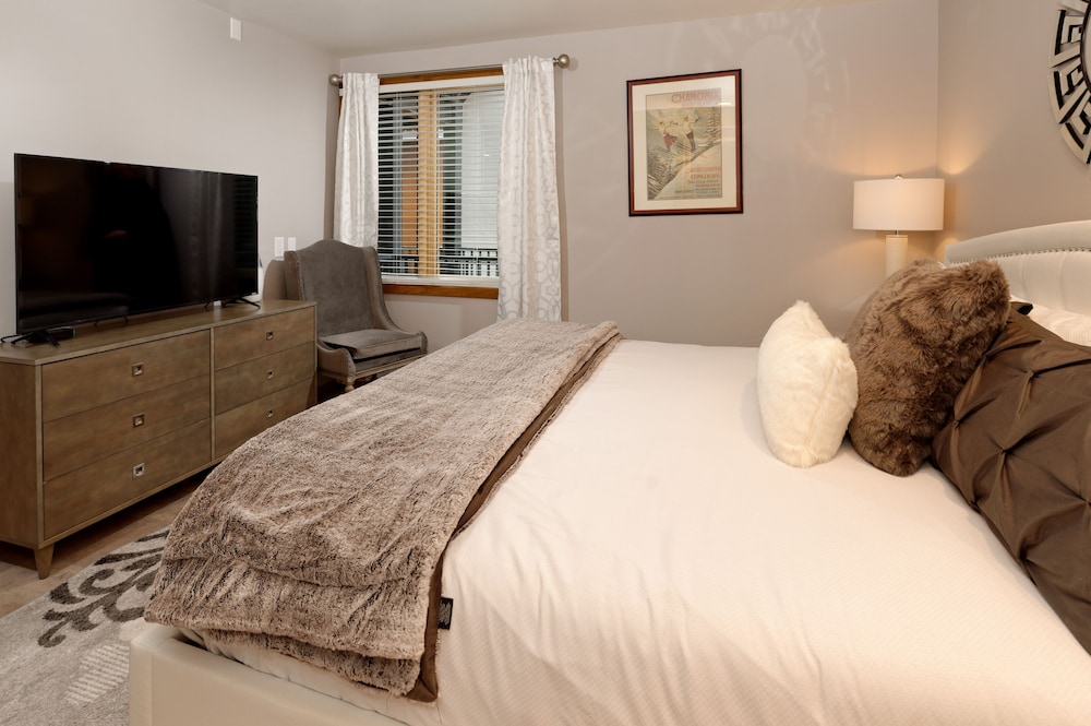 The St. Regis Aspen Resort - photo 11
