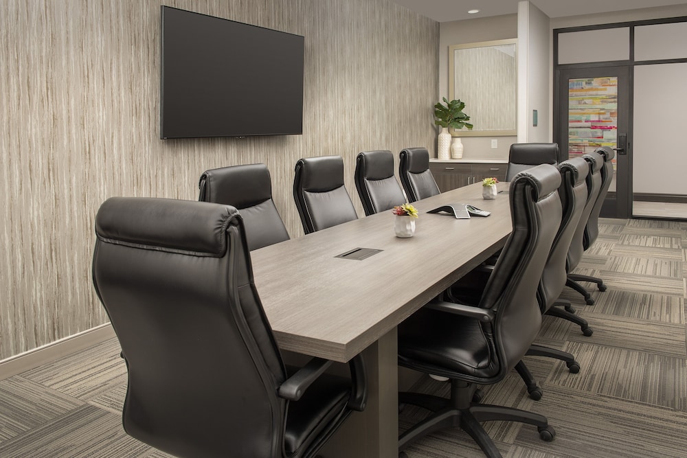 Home2 Suites by Hilton North Scottsdale near Mayo Clinic - photo 52