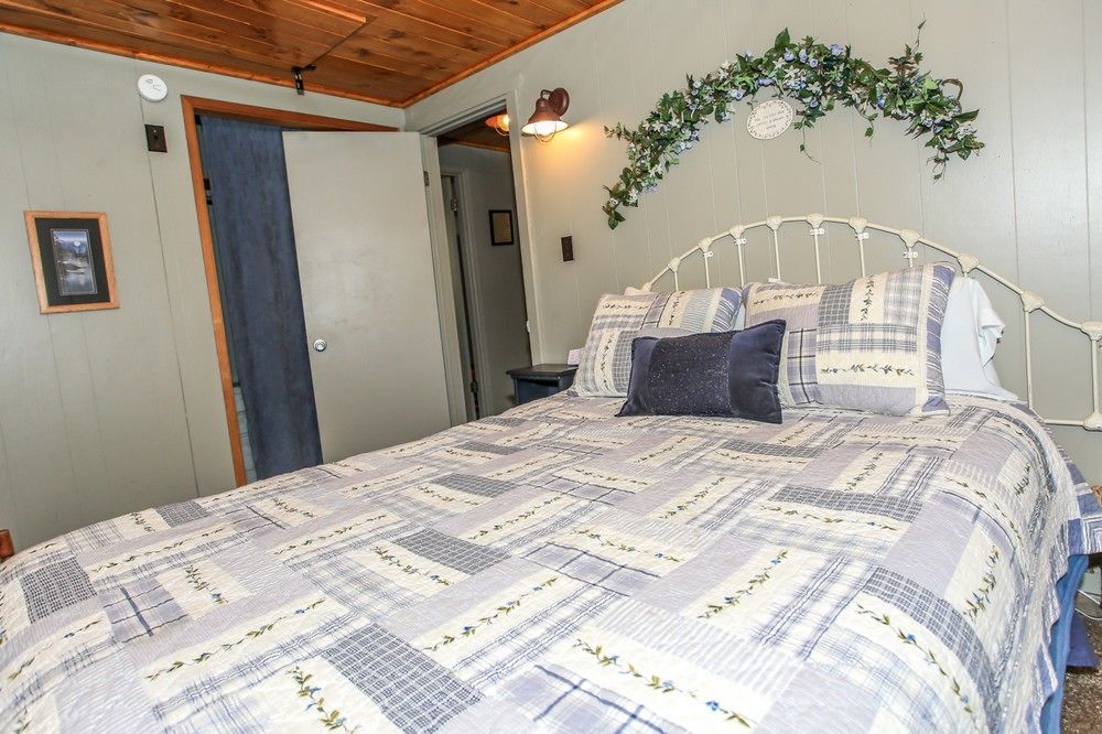 Bay Breeze Hideaway - photo 13