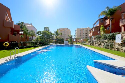 Estepona Port Apartment Flamenco — 4-Star Luxury Hotel in Estepona, Spain