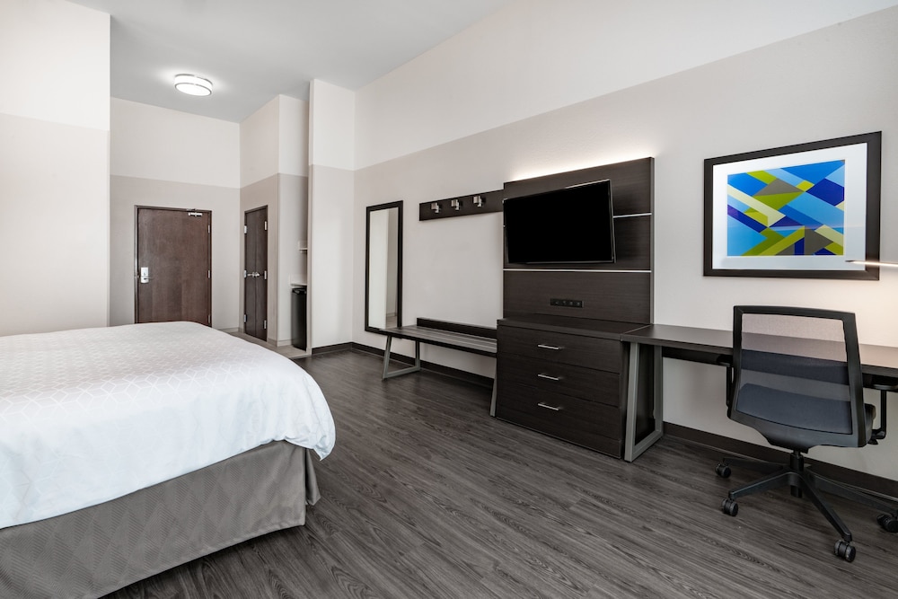 Holiday Inn Express & Suites Trinidad by IHG - photo 16