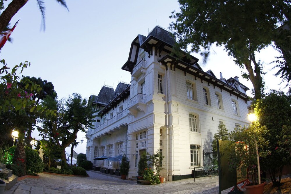 Anadolu Kulubu in Adalar, Turkey