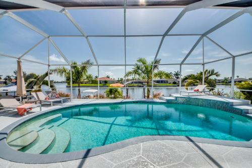 Villa Eyleen — 4-Star Luxury Hotel in Cape Coral, United States