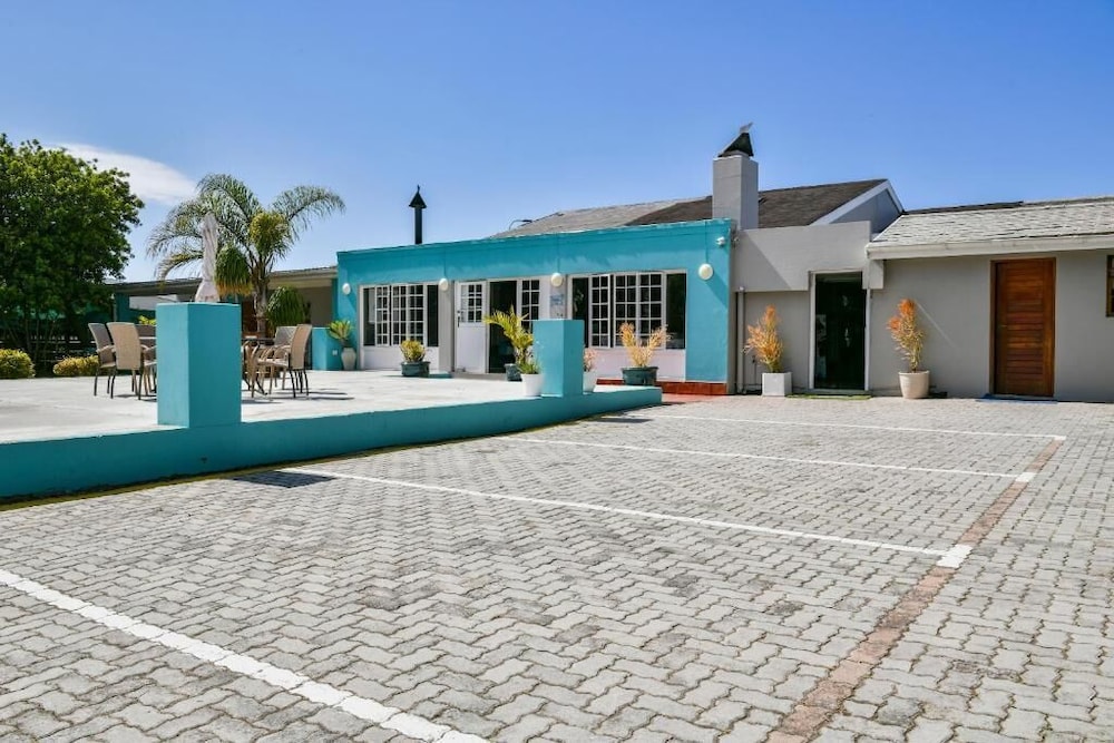 Al Beit Lodge — 4-Star Luxury Hotel in Port Elizabeth, South Africa
