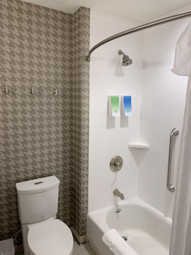 Home2 Suites by Hilton Charlotte Uptown NC - photo 35