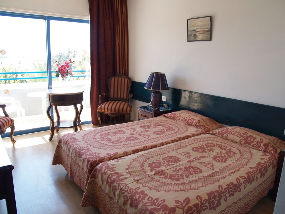 Guestroom