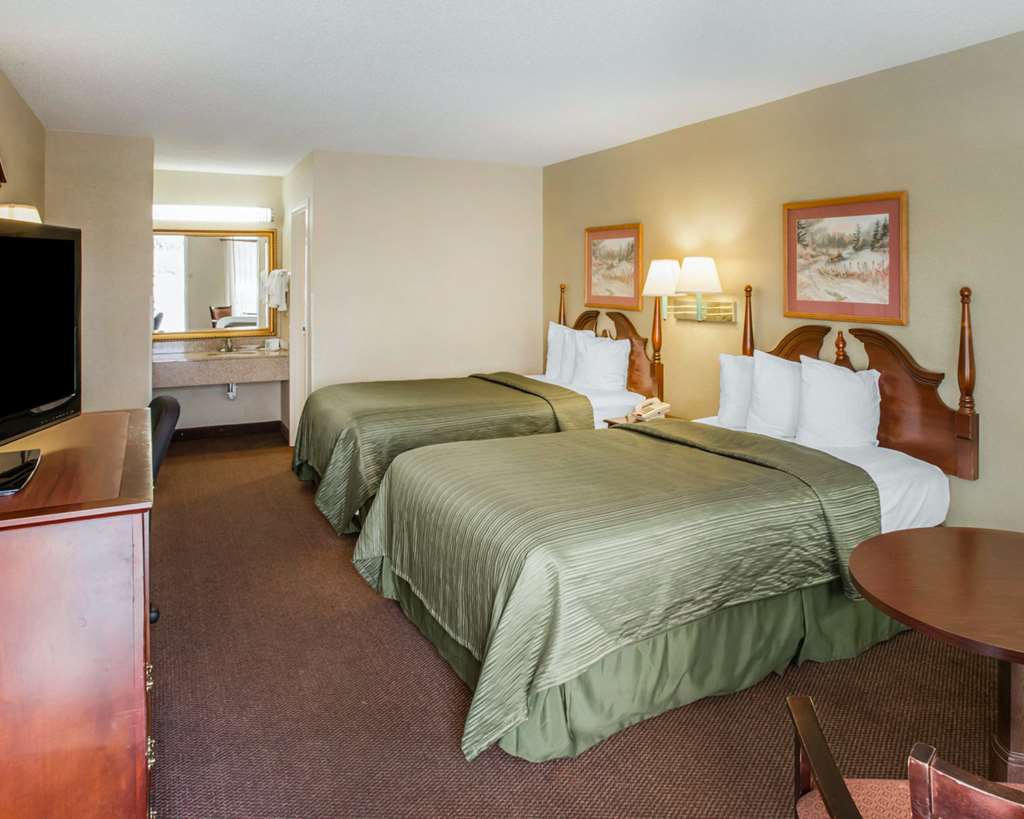 Quality Inn Reidsville Hwy 29 - photo 11