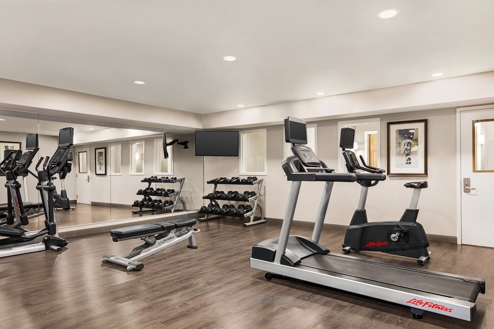Staybridge Suites Fort Wayne by IHG - photo 34