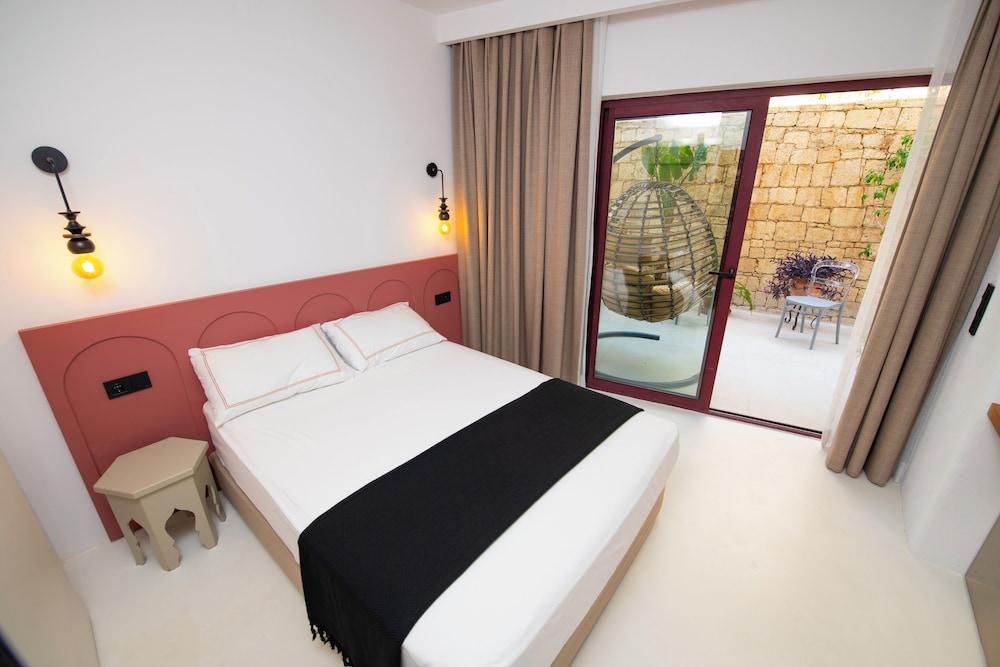 Hotel Begonvil - carbon neutral hotel in Kas