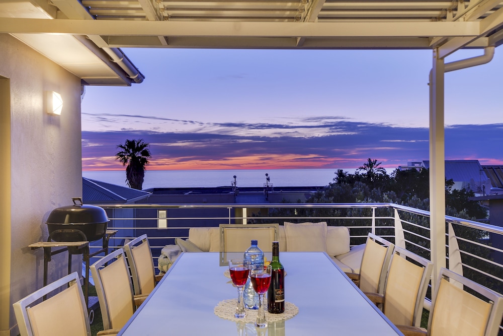 Victorias Cove