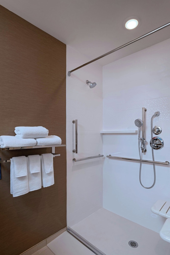 Fairfield Inn & Suites by Marriott Houston Richmond - photo 17