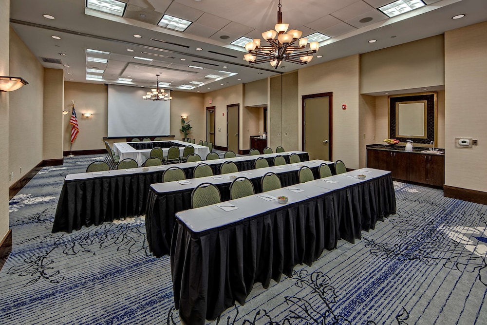 Hampton Inn & Suites Nashville Downtown - photo 65