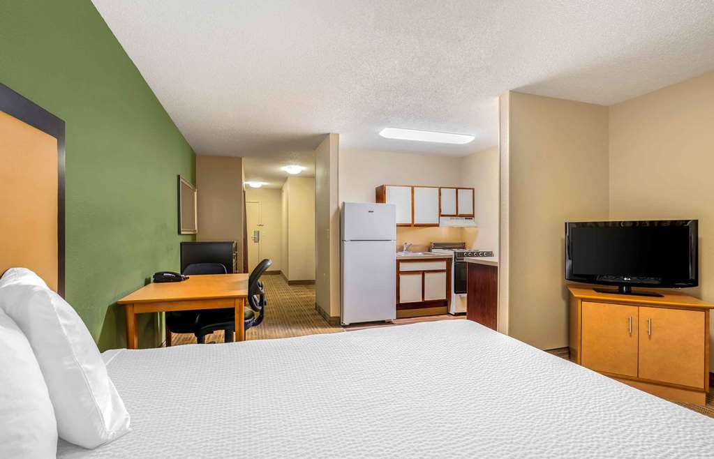 Extended Stay America Suites Evansville East - photo 6